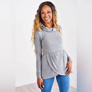 Latched Mama petal front pullover